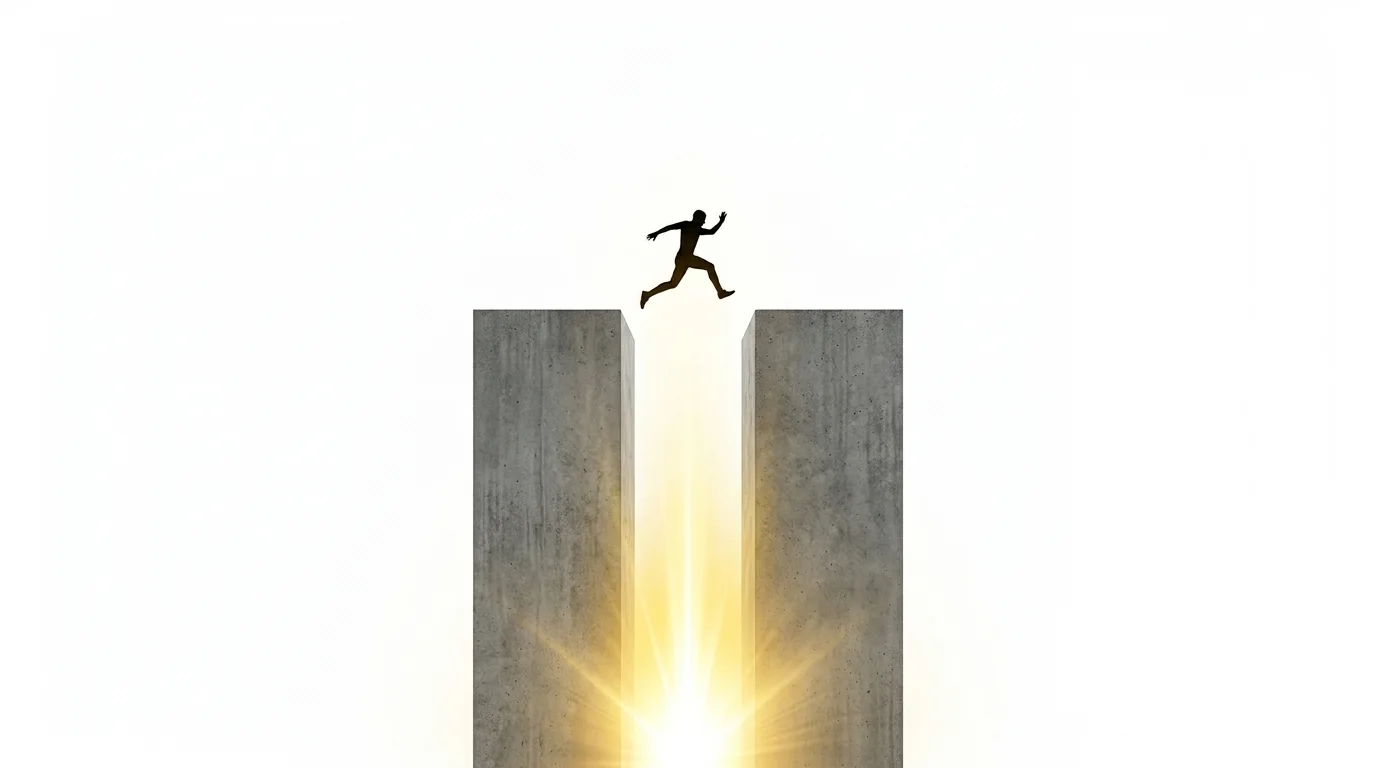 silueta de una persona saltando entre dos pilares de concreto macizo